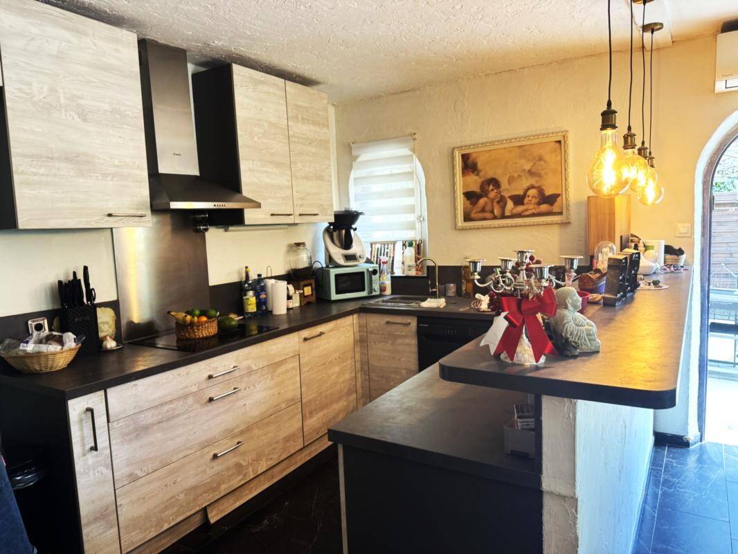 Maison à vendre, 189m², TOURRETTES SUR LOUP
