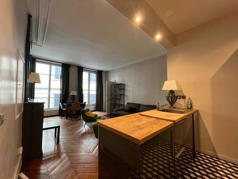 Maison à louer, 45m², PARIS 7E