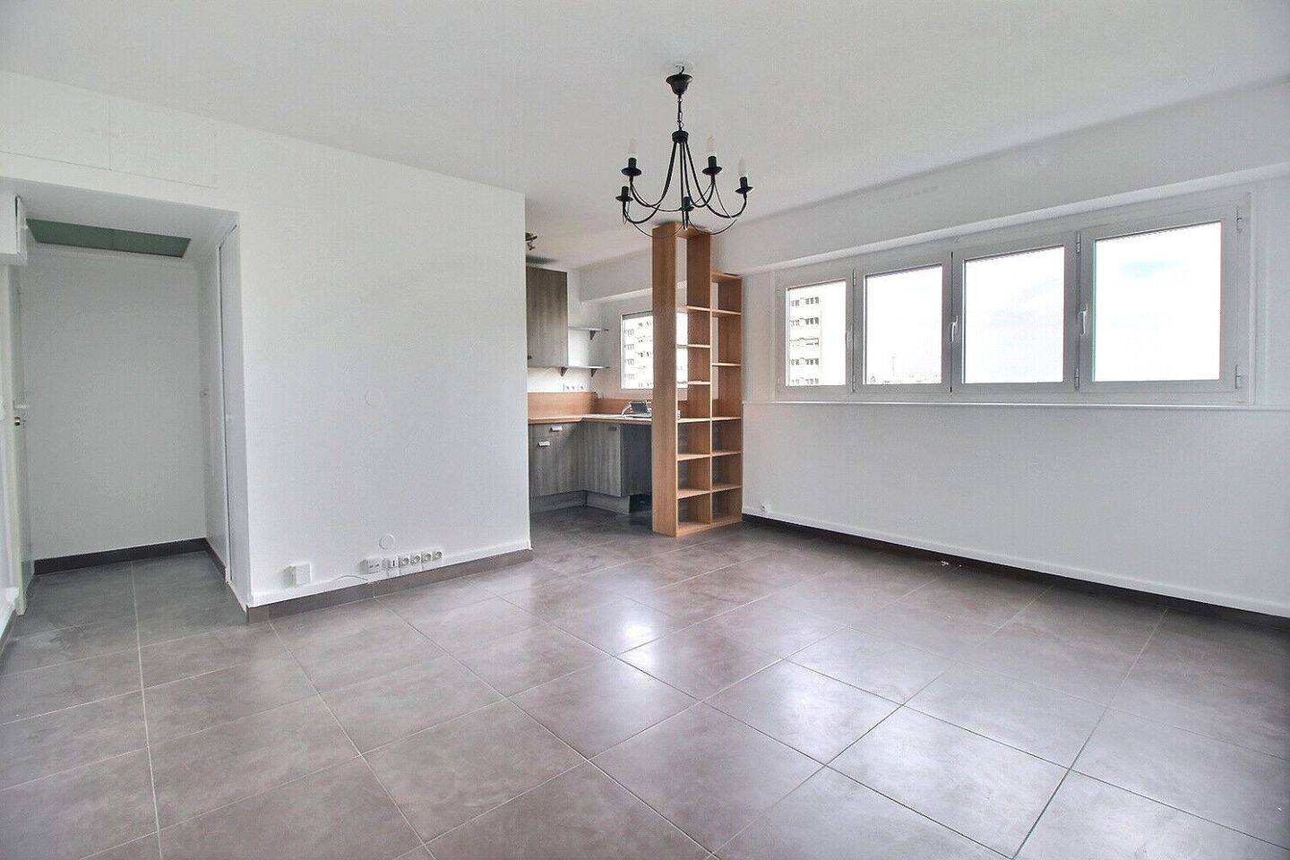 Maison à louer, 41m², COURBEVOIE
