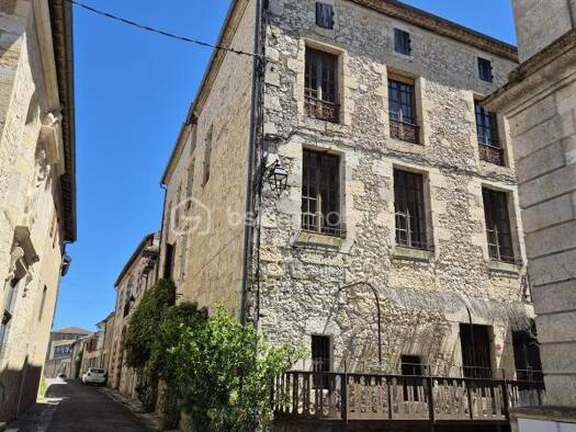 Maison à vendre 199 500 € 15 pièces 7 chambres 330 m² Lectoure 32700