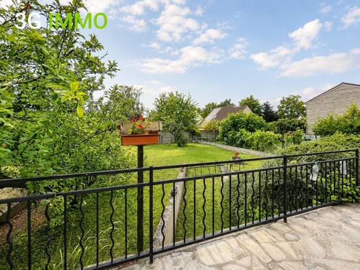 Maison à vendre 239 000 € 5 pièces 2 chambres 106 m² 742 m² de terrain Issou 78440