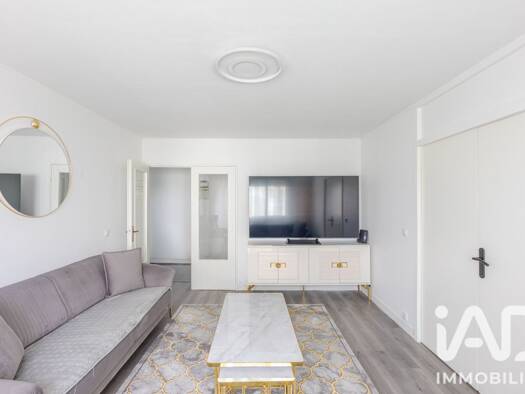 Appartement à vendre 210 000 € 4 pièces 3 chambres 80 m² Étage 6/7 Frances-Copistes Montigny-lès-Cormeilles 95370