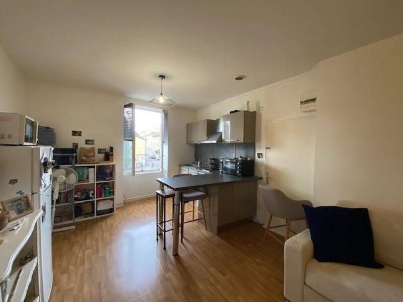 Maison à louer, 27m², SAINT GENIS LAVAL