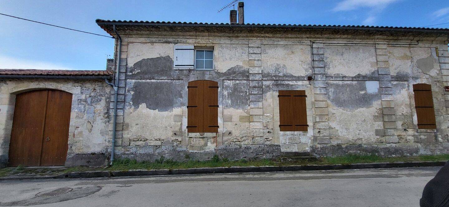 Maison à vendre, 210m², SAINT SEURIN DE CADOURNE