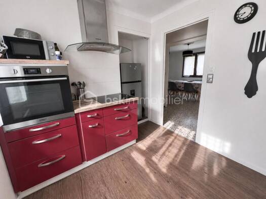 Appartement à vendre 179 000 € 3 pièces 2 chambres 74 m² Étage 2/2 Bastille-L'Epine Saint-Jean-de-Maurienne 73300
