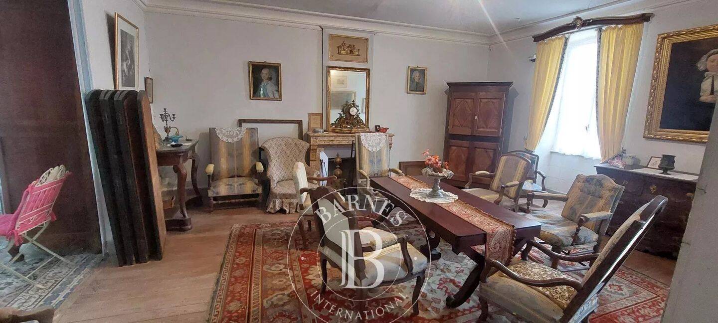 Maison à vendre, 300m², LA CAVALERIE