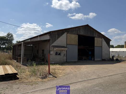 Parking à vendre 92 000 € 390 m² Tonneins 47400