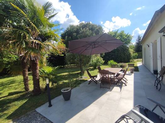 Maison à vendre 365 000 € 5 pièces 4 chambres 140 m² 1 267 m² de terrain Charentilly 37390