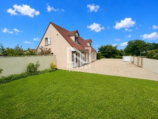 Maison à vendre 365 000 € 6 pièces 4 chambres 140 m² 900 m² de terrain Centre Ville Beaune 21200