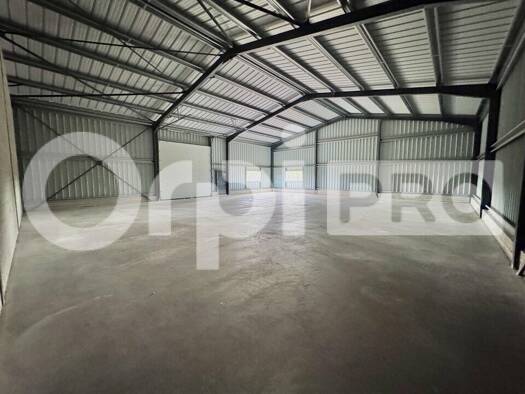 Entrepôt à louer 1 633 € 280 m² d'espace de stockage Châlons-en-Champagne 51000