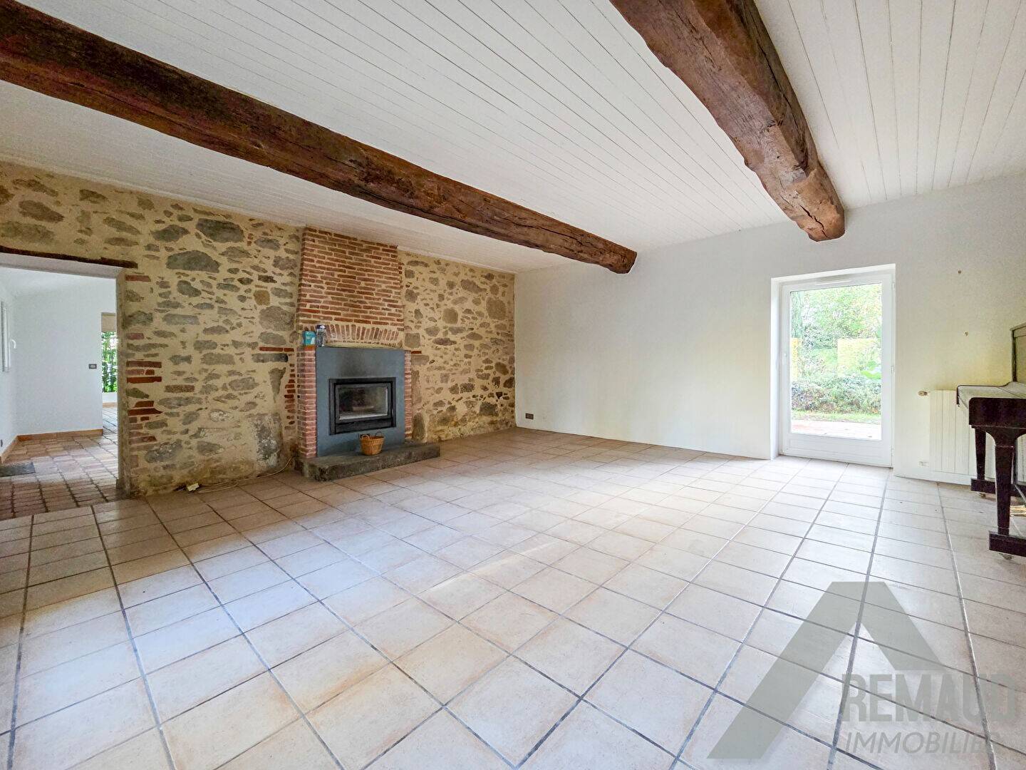 Maison à vendre, 141m², LA GENETOUZE