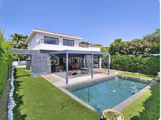 Maison à vendre 1 398 000 € 4 pièces 3 chambres 162 m² 530 m² de terrain Les Picotieres-Poussaraque-La Milhiere Sanary-sur-Mer 83110