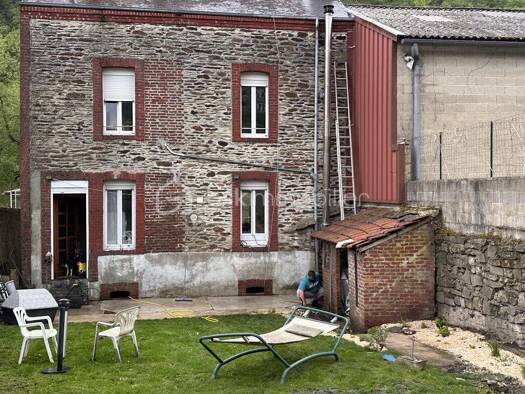 Maison à vendre 86 000 € 5 pièces 3 chambres 120 m² 210 m² de terrain Sud Bogny-sur-Meuse 08120