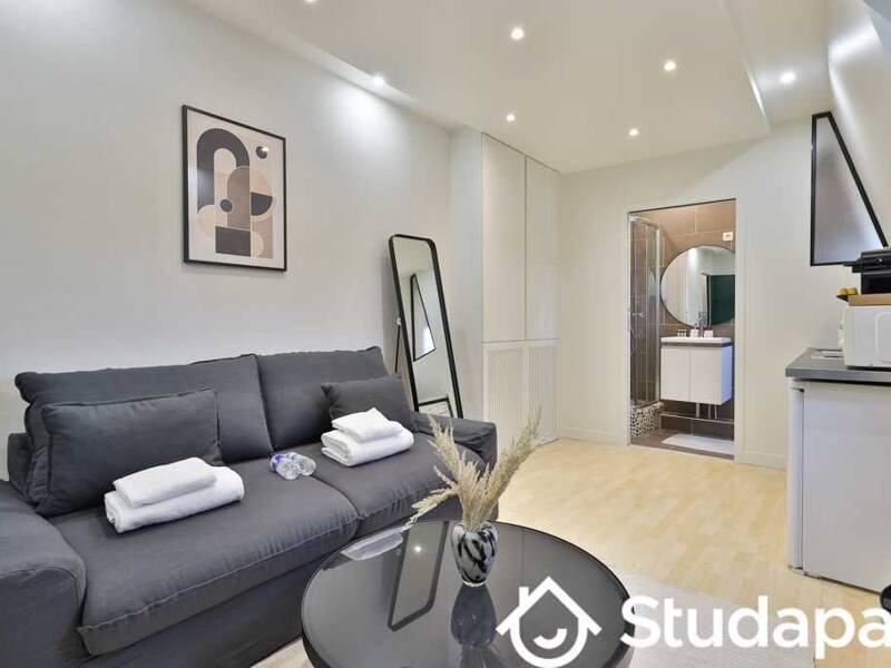 Maison à louer, 19m², PARIS 17E