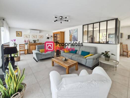 Maison à vendre 313 000 € 6 pièces 4 chambres 128 m² 1 162 m² de terrain Coimères 33210