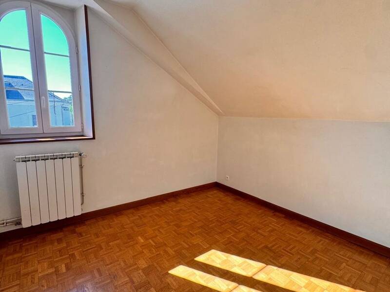 Maison à louer, 44m², VILLENEUVE SUR YONNE