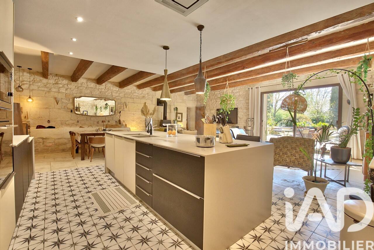 Maison à vendre, 356m², TARASCON