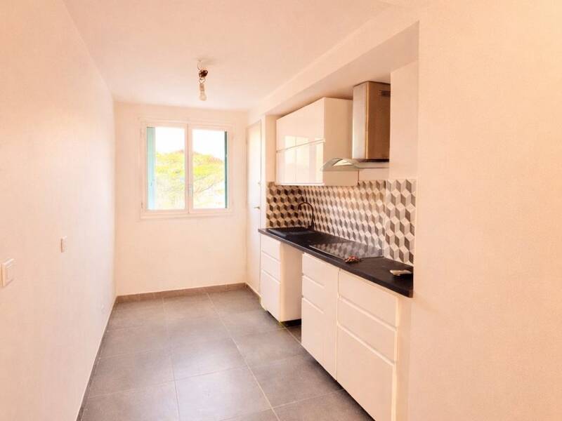 Maison à louer, 56m², MARSEILLE 8E