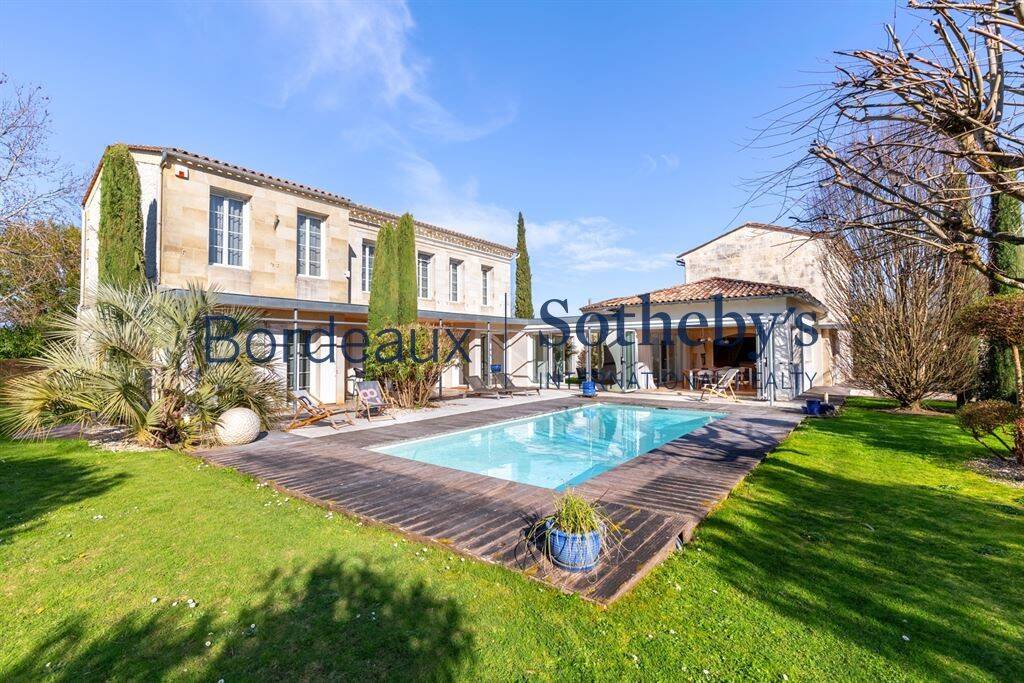 Maison à vendre, 413m², LIBOURNE