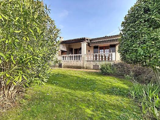 Maison de plain-pied à vendre 550 000 € 3 pièces 2 chambres 98 m² 564 m² de terrain Saint Antoine Grasse 06130