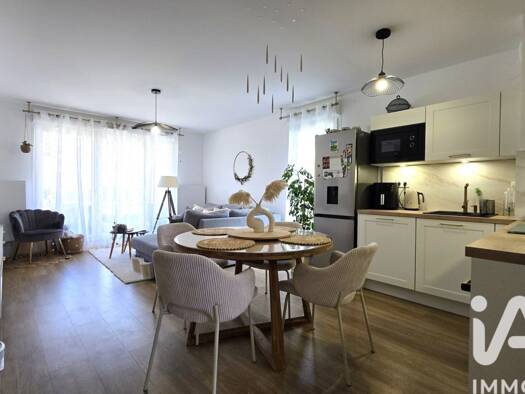 Appartement à vendre 223 000 € 1 pièce 2 chambres 62 m² RDC/5 La Boucle Clermont-Ferrand 63100