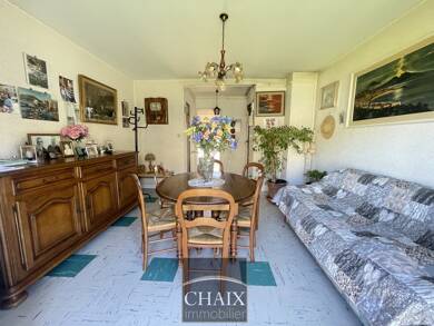 Appartement à vendre 150 000 € 3 pièces 2 chambres 54 m² Étage 1/3 Pin Vert Aubagne 13400