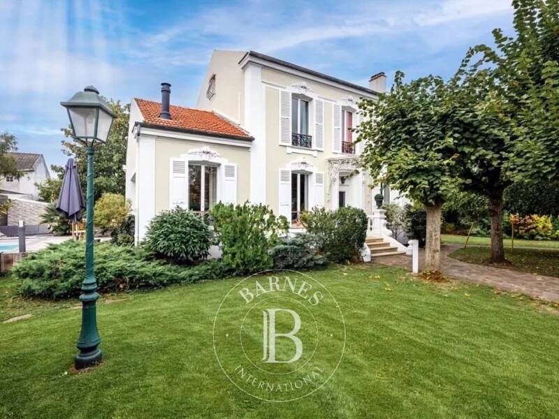 Maison à vendre, 220m², SAINT MAUR DES FOSSES