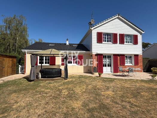 Maison à vendre 549 000 € 8 pièces 5 chambres 175 m² 660 m² de terrain La Verville Est Mennecy 91540