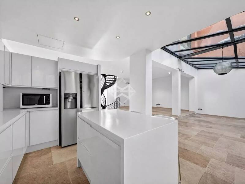 Maison à louer, 360m², PARIS 14E