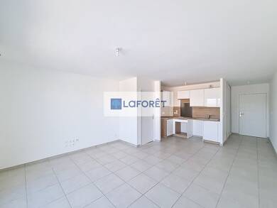 Appartement à louer - Neuf 1 850 € 3 pièces 2 chambres 62 m² Étage 4/5 Saint Genis Pouilly 01630