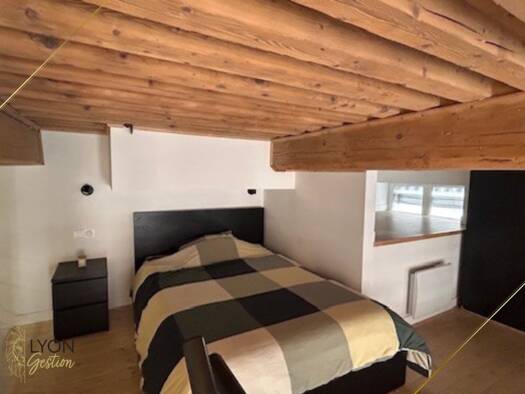 Duplex à louer - logement étudiant 995 € 1 pièce 48 m² 3ème étage Croix Rousse Centre Lyon 4ème arrondissement 69004