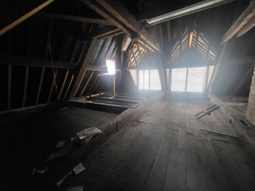 Appartement à vendre 55 000 € 2 pièces 1 chambre 67,9 m² Étage 3/4 Chalon-sur-Saône 71100