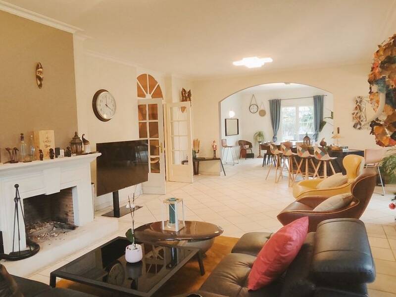 Maison à vendre, 259m², GEX
