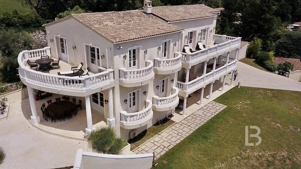 Maison à vendre, 385m², TOURRETTES SUR LOUP
