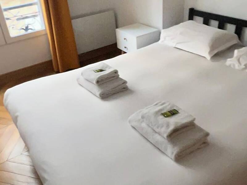 Maison à louer, 84m², PARIS 16E