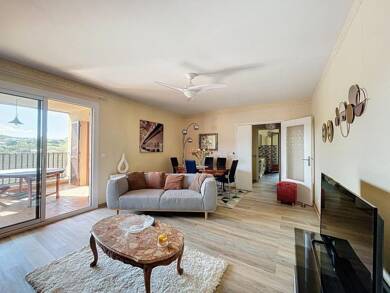 Appartement à louer 940 € 3 pièces 2 chambres 70 m² 2ème étage Mezzavia 20167