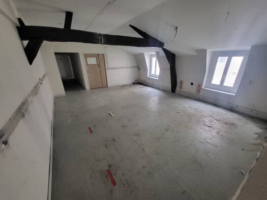 Appartement à vendre 86 000 € 3 pièces 1 chambre 73 m² Étage 2/3 Chalon-sur-Saône 71100