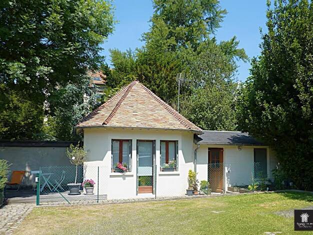 Maison à vendre 299 000 € 2 pièces 1 chambre 29,7 m² 90 m² de terrain Versailles 78000