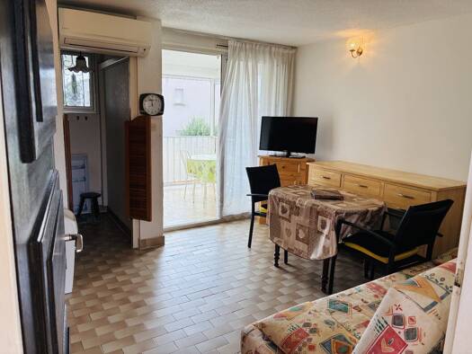 Appartement à vendre 126 000 € 2 pièces 1 chambre 30 m² Étage 1/2 Le Grau d'Agde Agde 34300
