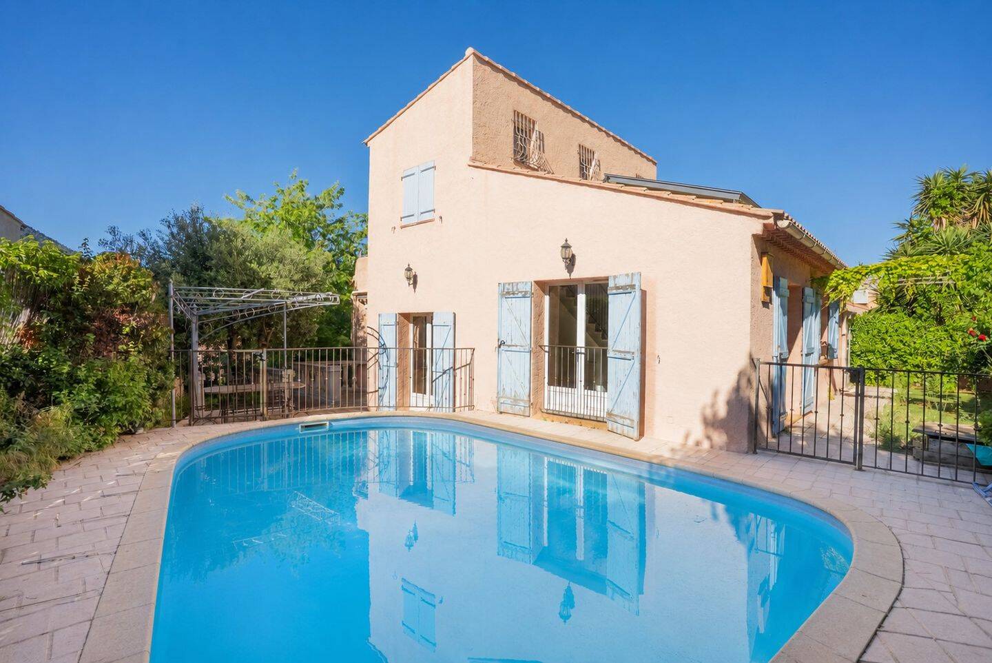 Maison à vendre, 150m², LA VALETTE DU VAR
