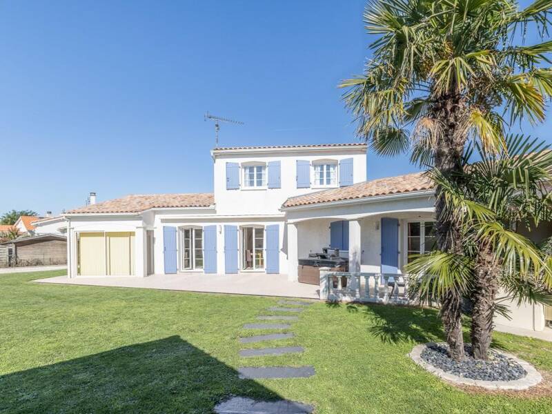 Maison à vendre, 208m², SAINT SULPICE DE ROYAN