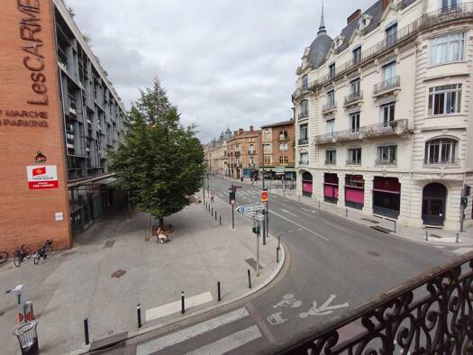 Appartement à vendre 725 000 € 6 pièces 3 chambres 140 m² Étage 1/4 Carmes Toulouse 31000