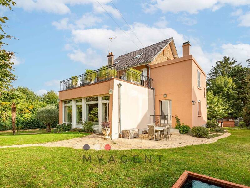 Maison à vendre, 300m², BOUGIVAL