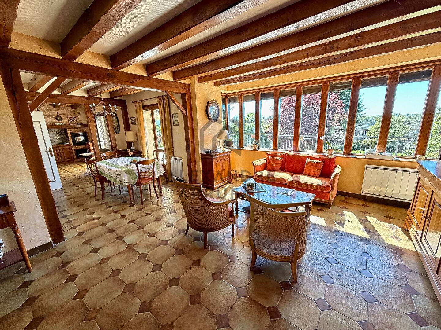 Maison à vendre, 145m², VARENNES JARCY