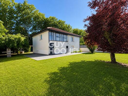 Maison à vendre 480 000 € 5 pièces 4 chambres 78 m² 691 m² de terrain Le Pont des Planches-Quartiers Est Vaulx-en-Velin 69120