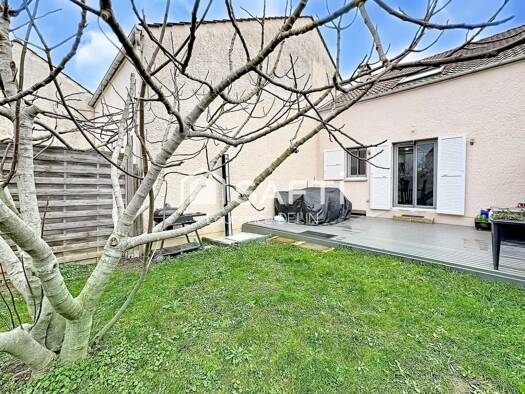 Maison à vendre 279 070 € 4 pièces 3 chambres 87 m² 132 m² de terrain Les Eguerets Jouy-le-Moutier 95280