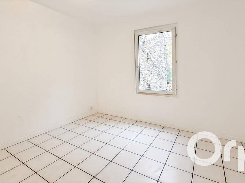 Maison à louer, 41m², LIVRON SUR DROME