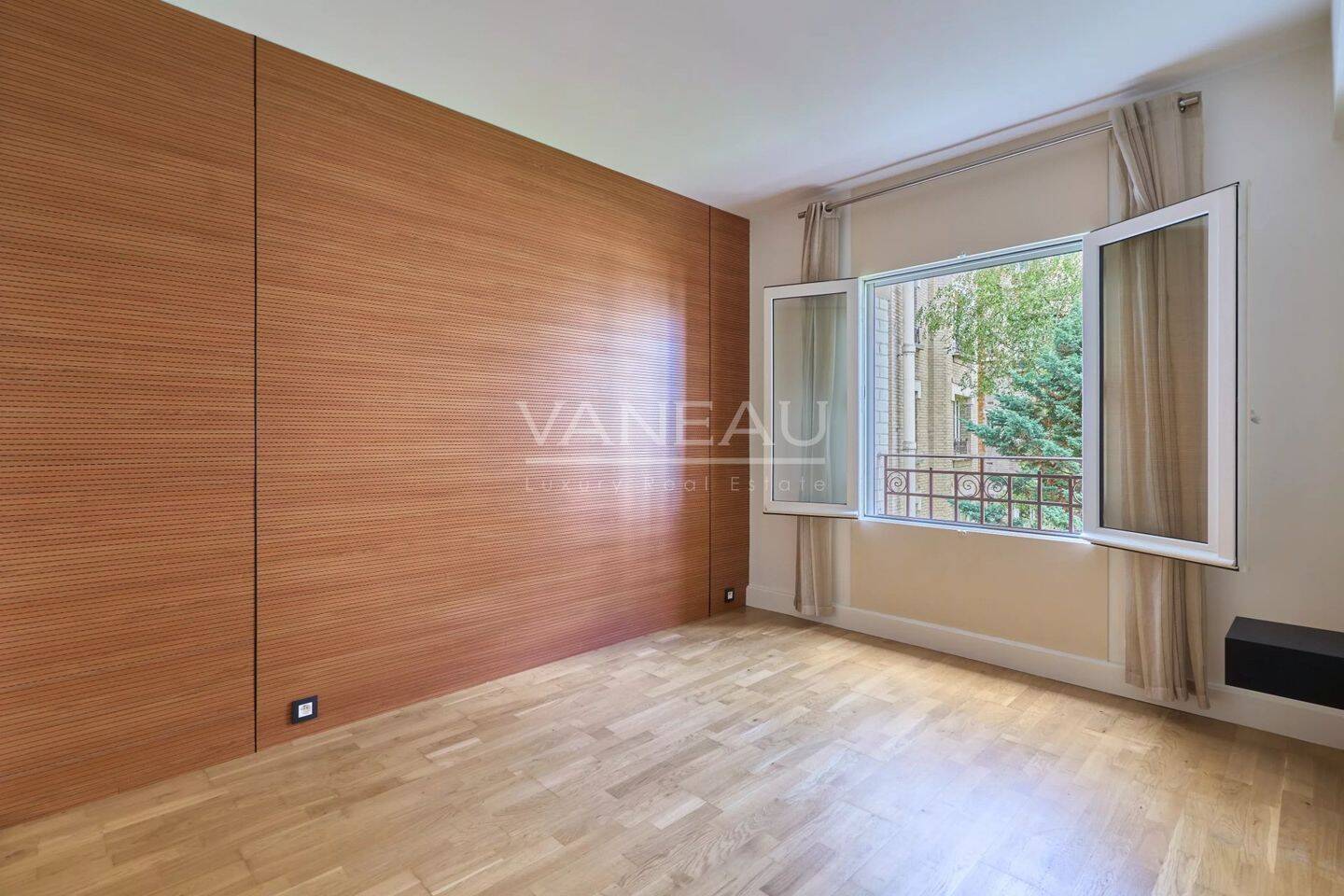 Maison à vendre, 38m², COURBEVOIE
