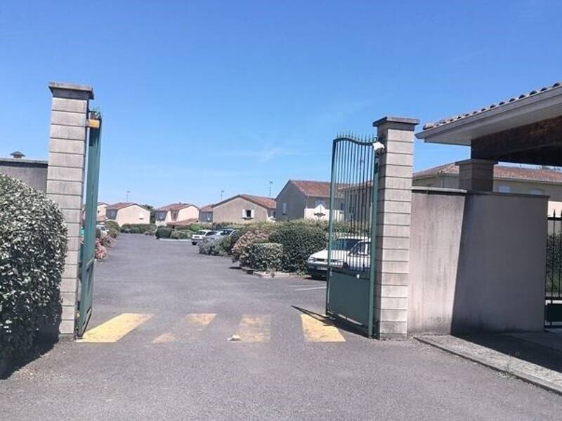 Maison à louer, 40m², SAINT ASTIER