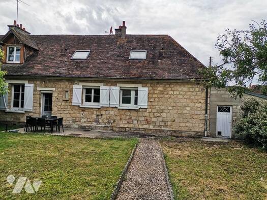 Maison à vendre 183 500 € 6 pièces 4 chambres 120 m² 655 m² de terrain Falaise 14700